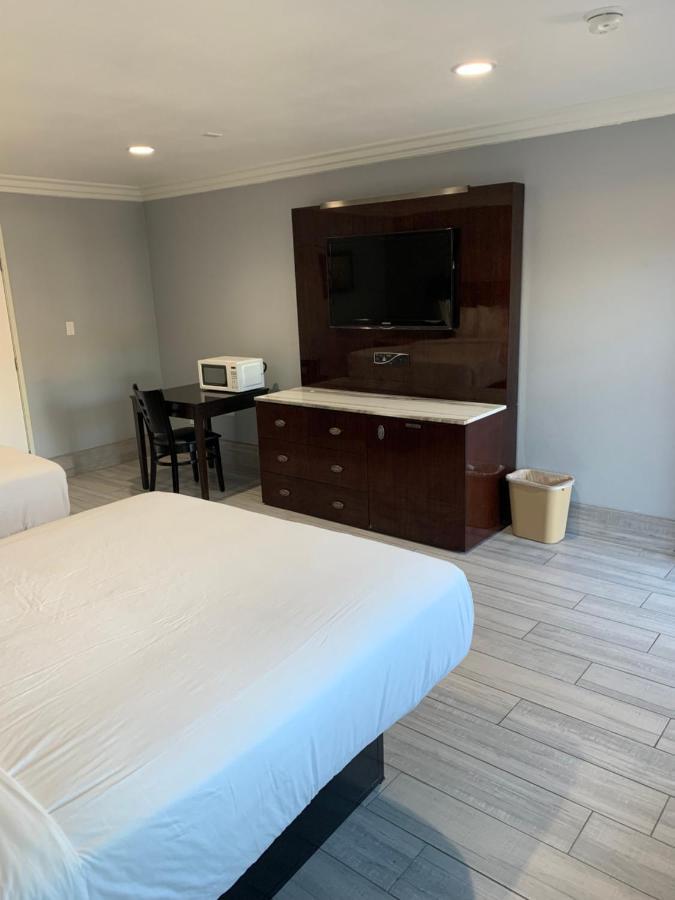 Willow Tree Inn & Suites Los Angeles Exteriör bild